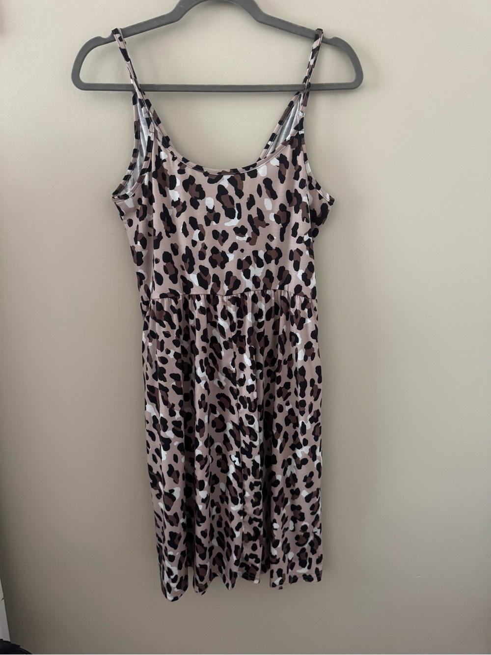 Women’s Leopard Print Slip Dress - Taupe / Black - Picture 3 of 3